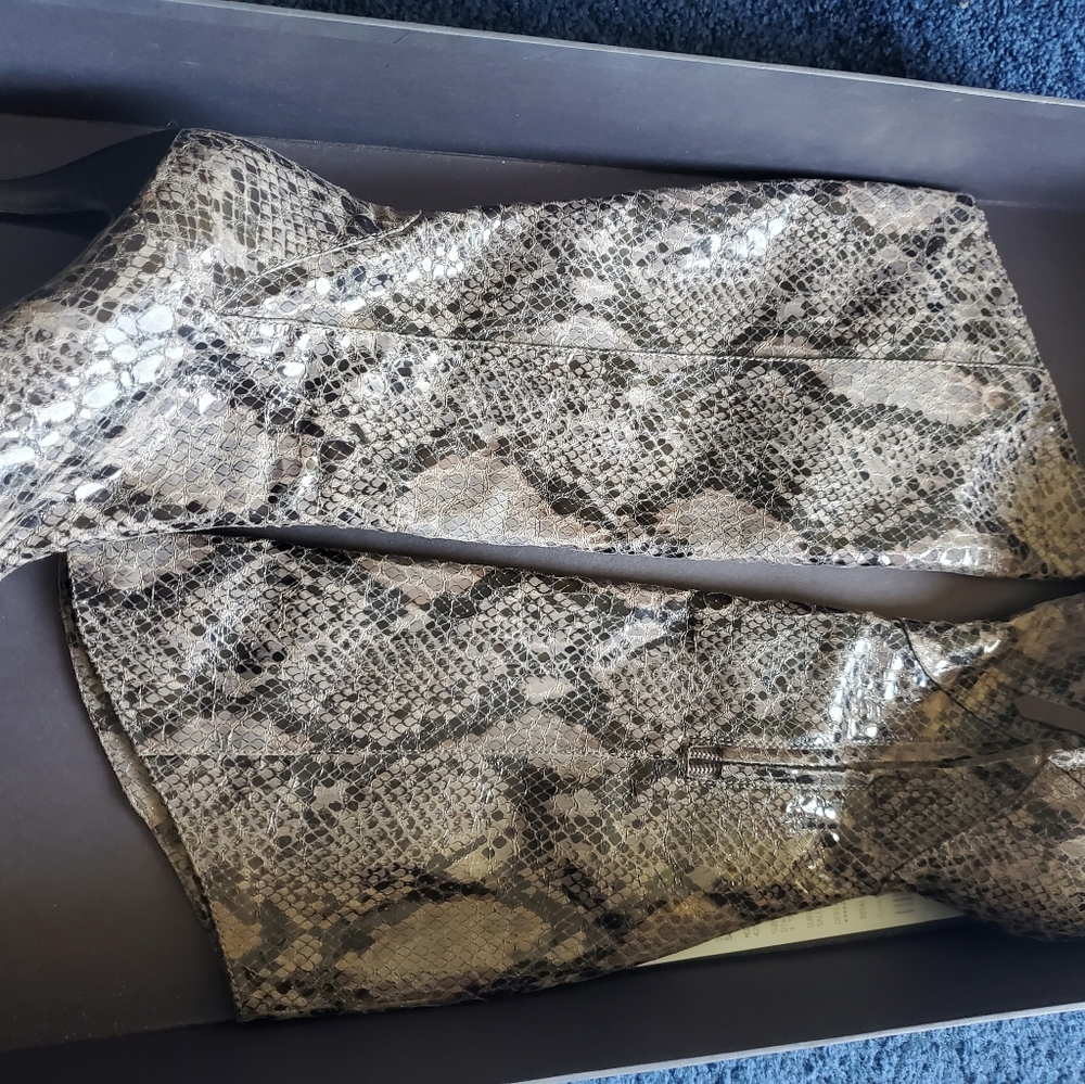 NORDSTROM CLASSIQUE ENTIER SNAKE PRINT KNEE HIGH BOOTS SIZE 6